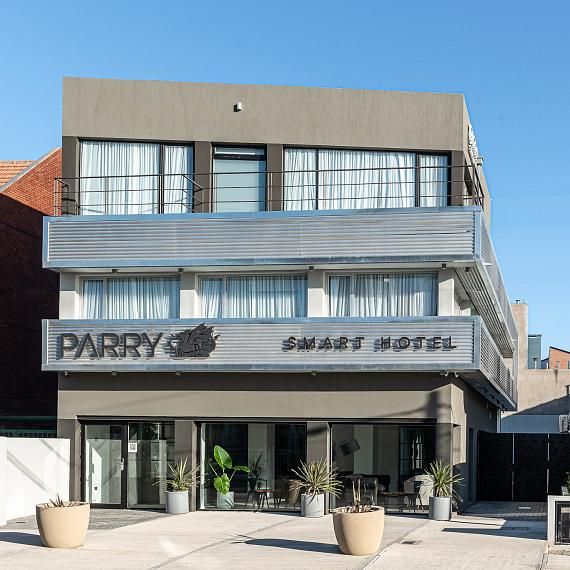 Parry Smart Hotel