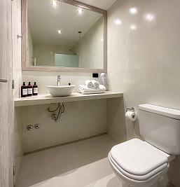 Photo gallery of Parry Smart Hotel