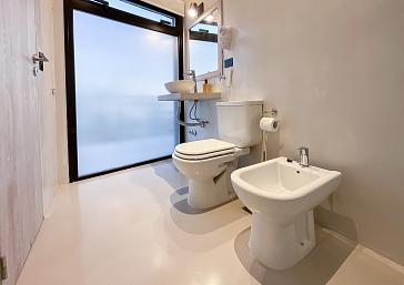 Superior con balcón