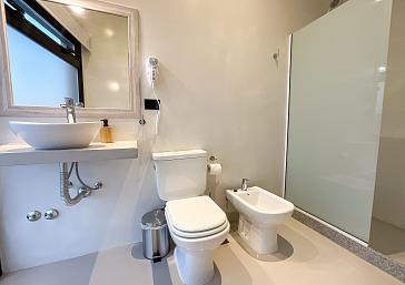 Superior con balcón