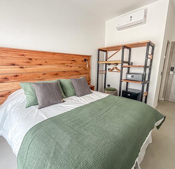 Superior con balcón