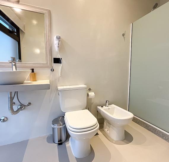 Superior con balcón