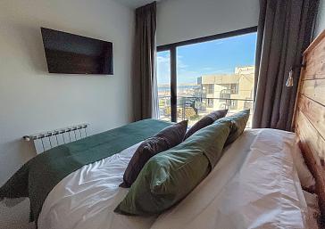 Superior con balcón