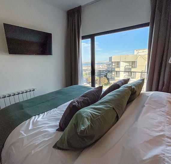 Superior con balcón