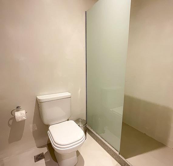 Superior con balcón